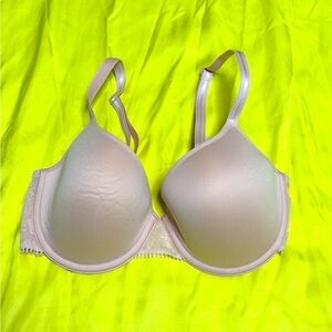 Chantelle 32D Bra C15F69 Blush Underwire Lace Lightly Padded 3455 PS